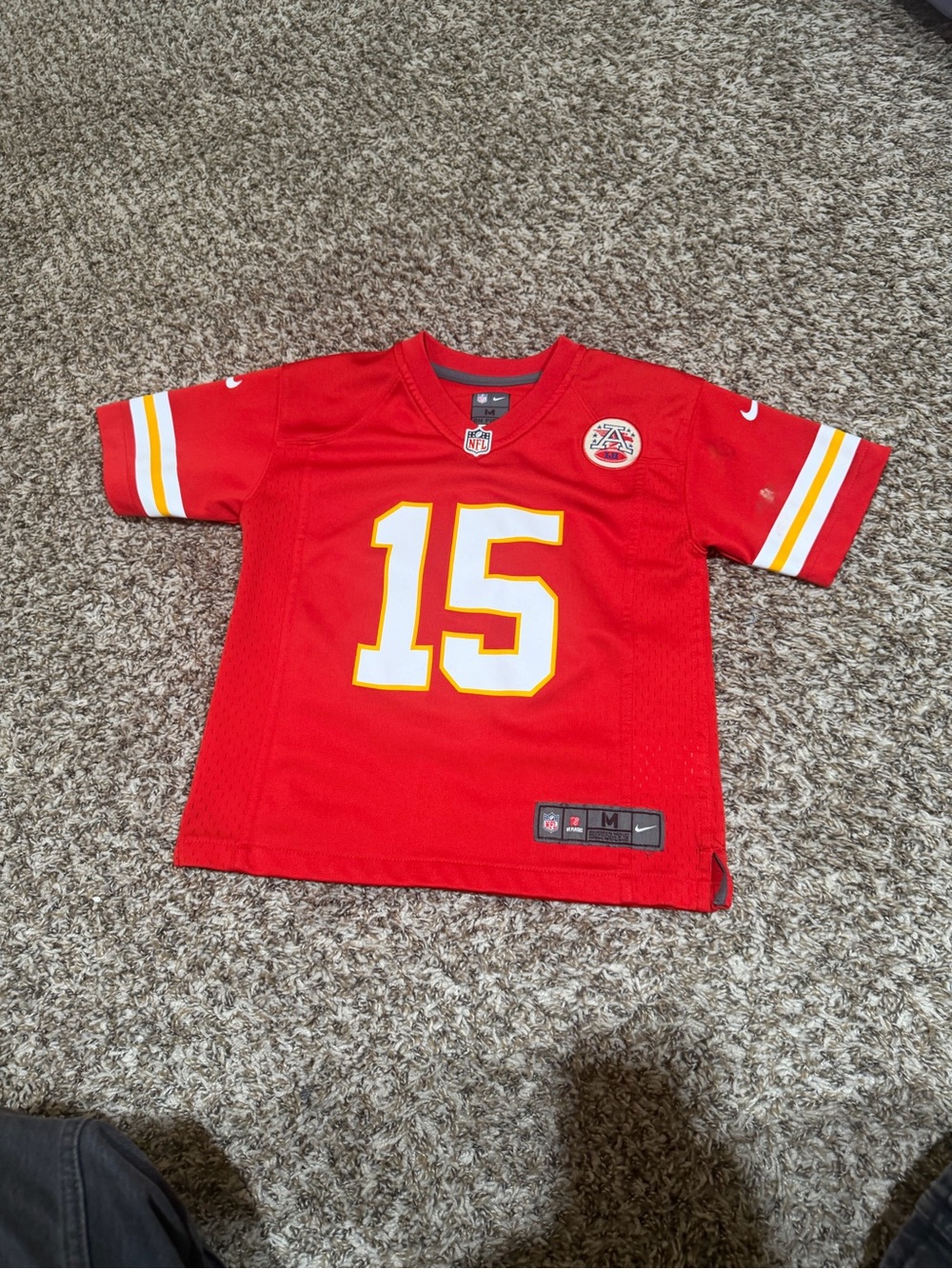NFL youth Kansas City Chiefs Red Patrick Mahomes jersey